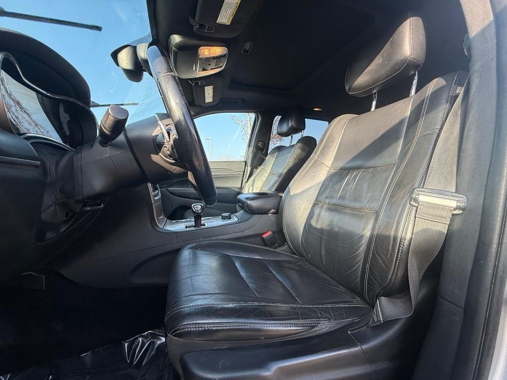 used 2015 Jeep Grand Cherokee car, priced at $12,495