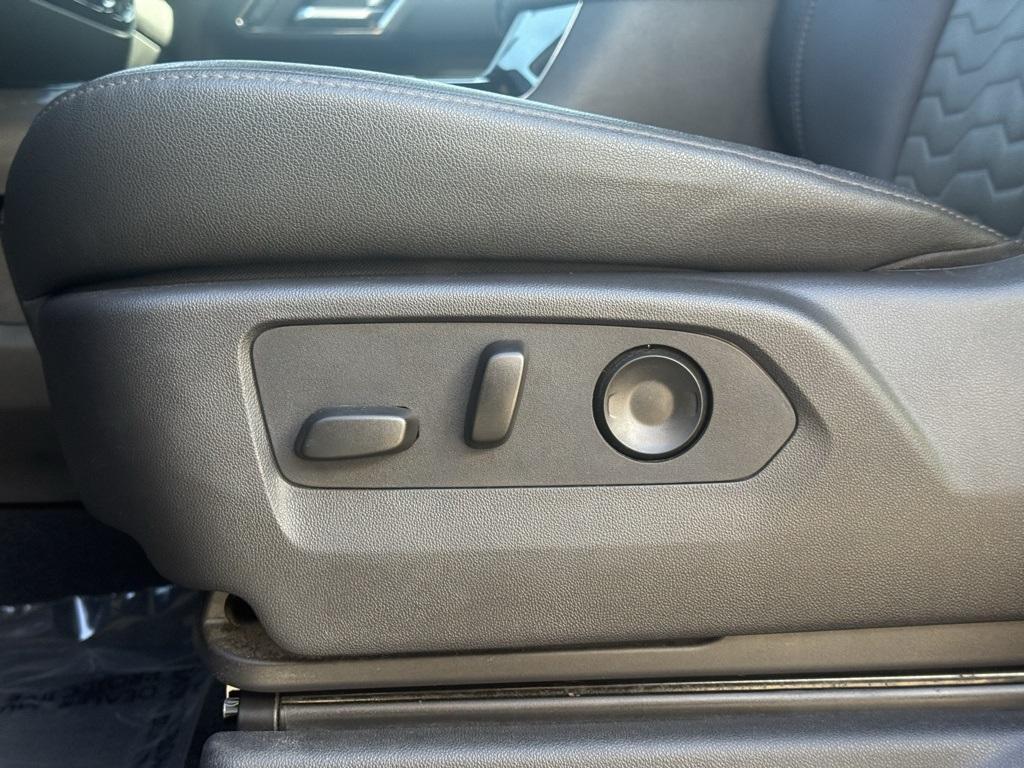 used 2024 Chevrolet Silverado 2500 car, priced at $75,322