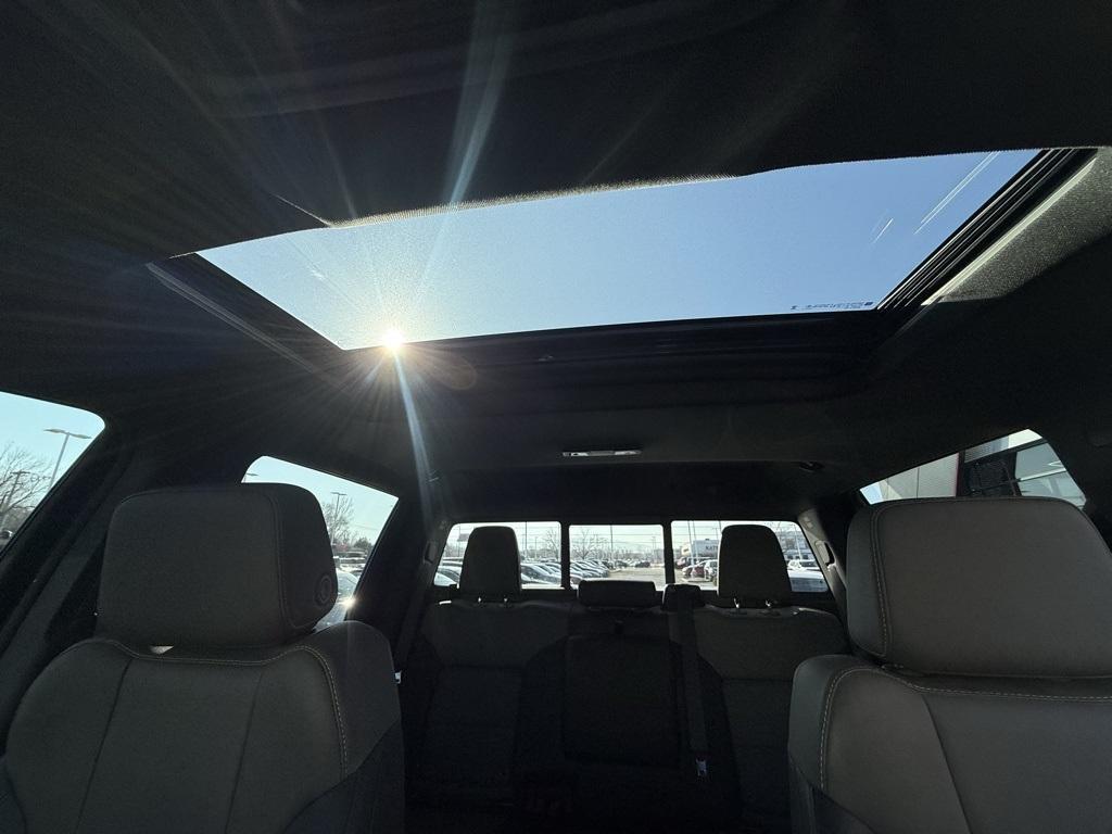 used 2024 Chevrolet Silverado 2500 car, priced at $75,322