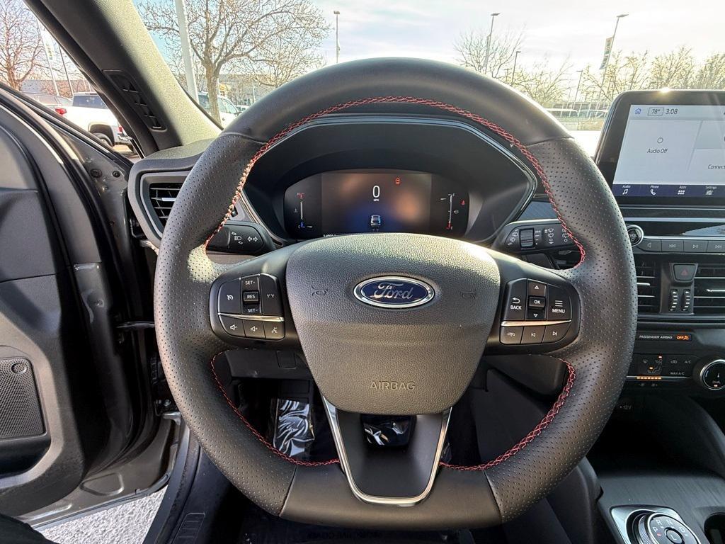 used 2025 Ford Escape car, priced at $24,861