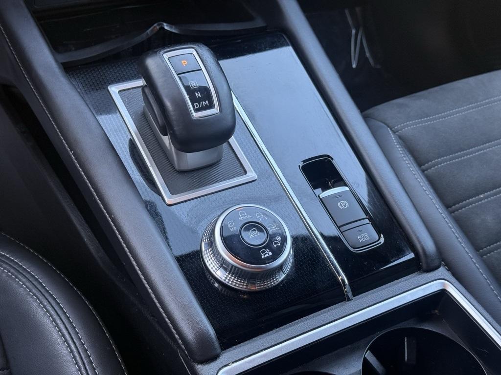 used 2023 Mitsubishi Outlander car, priced at $23,344