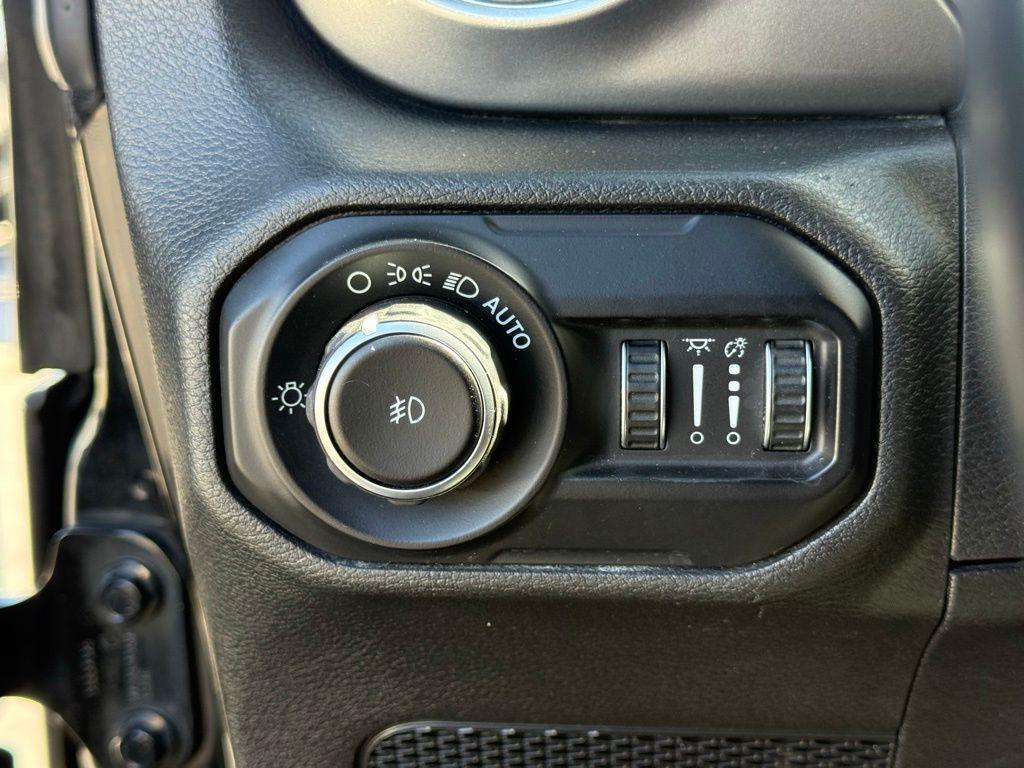 used 2019 Jeep Wrangler Unlimited car, priced at $22,775