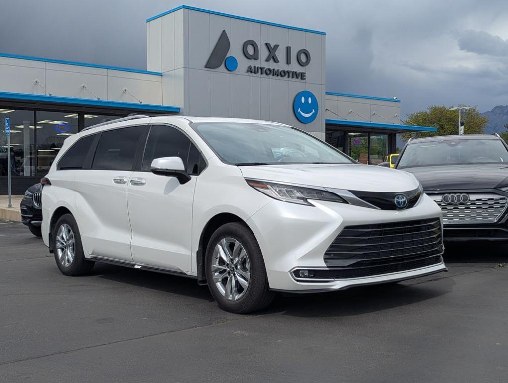 used 2024 Toyota Sienna car, priced at $48,766