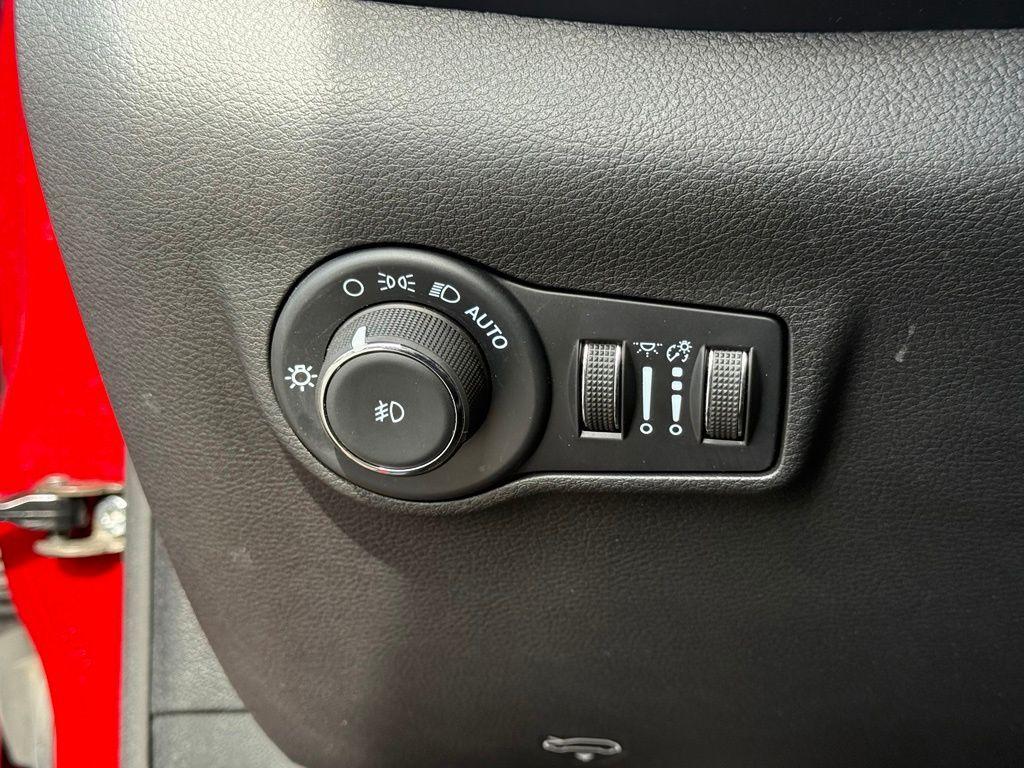used 2025 Jeep Compass car, priced at $26,128