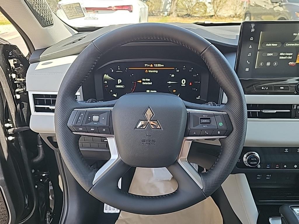 new 2025 Mitsubishi Outlander car, priced at $38,655