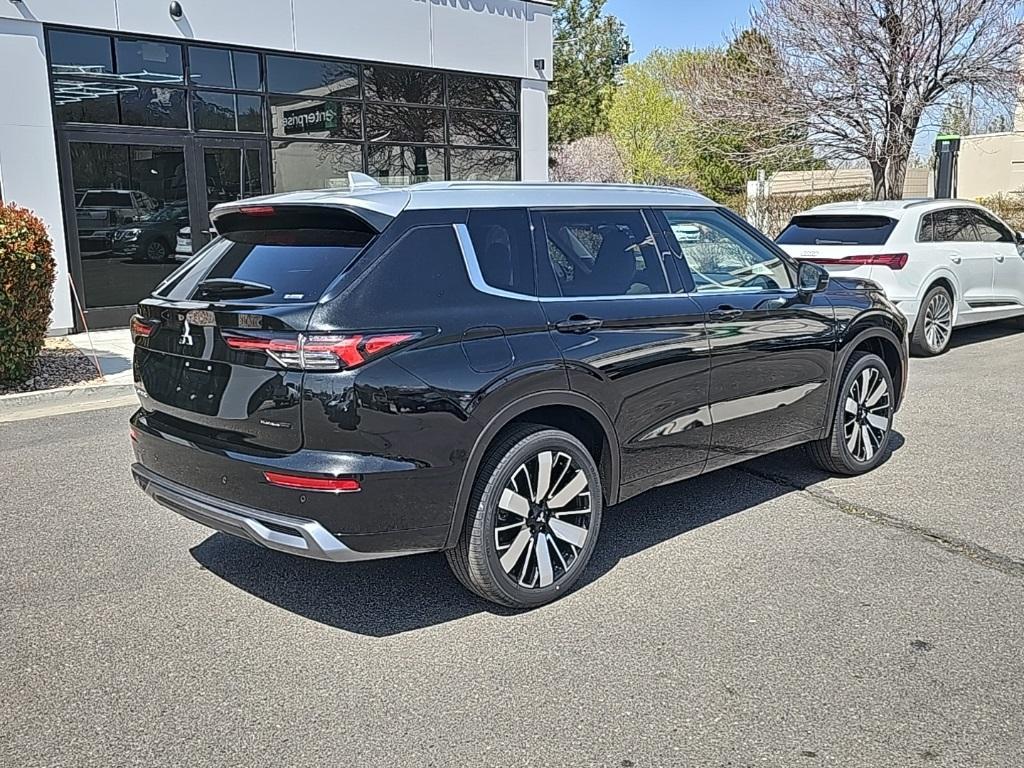 new 2025 Mitsubishi Outlander car, priced at $38,655