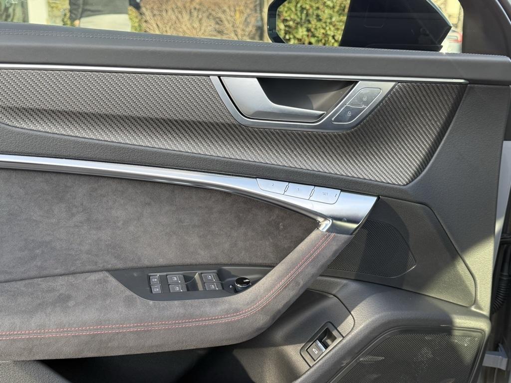 used 2025 Audi RS 6 Avant car, priced at $140,750