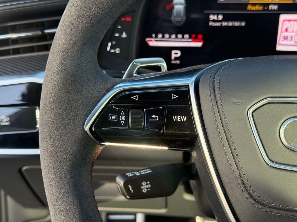 used 2025 Audi RS 6 Avant car, priced at $138,539