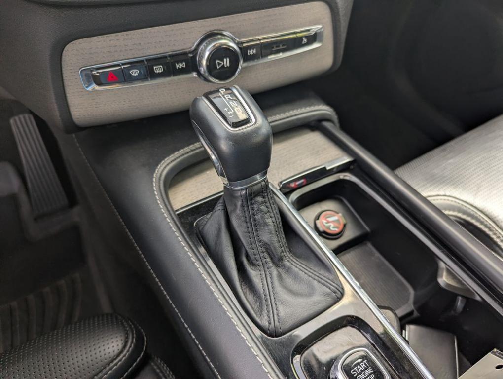 used 2020 Volvo XC90 car, priced at $27,466