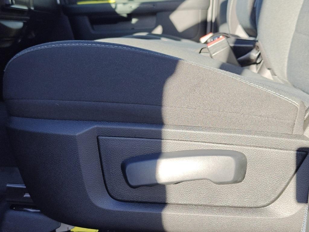 used 2022 Ram 1500 Classic car, priced at $35,222