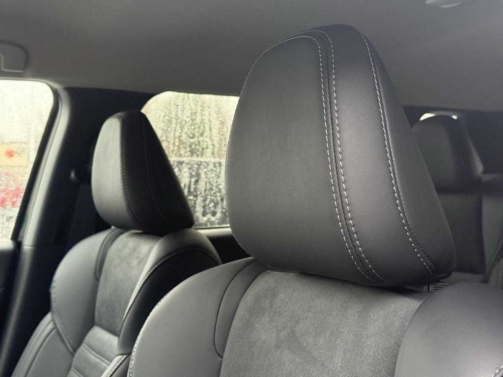 used 2025 Mitsubishi Outlander PHEV car, priced at $38,388