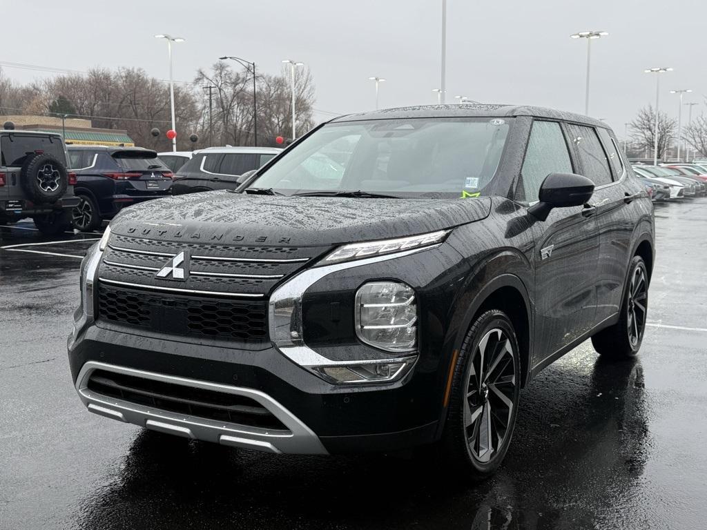 used 2025 Mitsubishi Outlander PHEV car, priced at $38,388