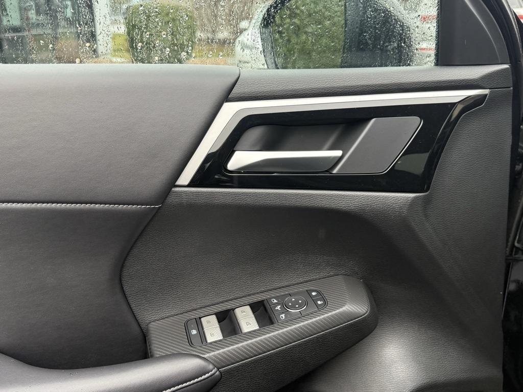 used 2025 Mitsubishi Outlander PHEV car, priced at $38,388