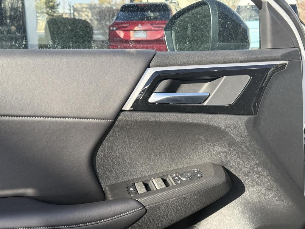 new 2026 Mitsubishi Outlander car, priced at $40,835