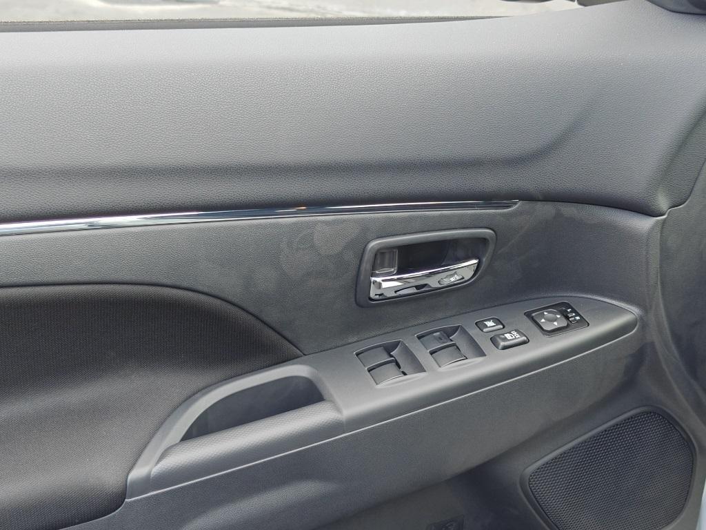 new 2025 Mitsubishi Outlander Sport car, priced at $28,110