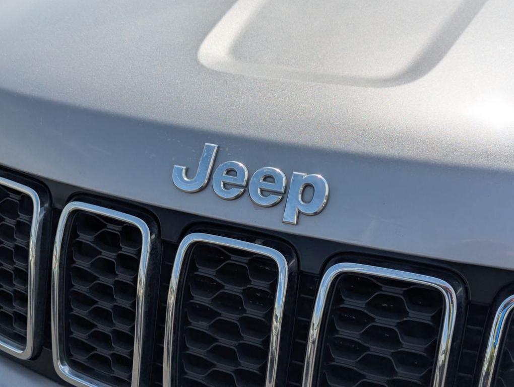 used 2019 Jeep Grand Cherokee car, priced at $14,588