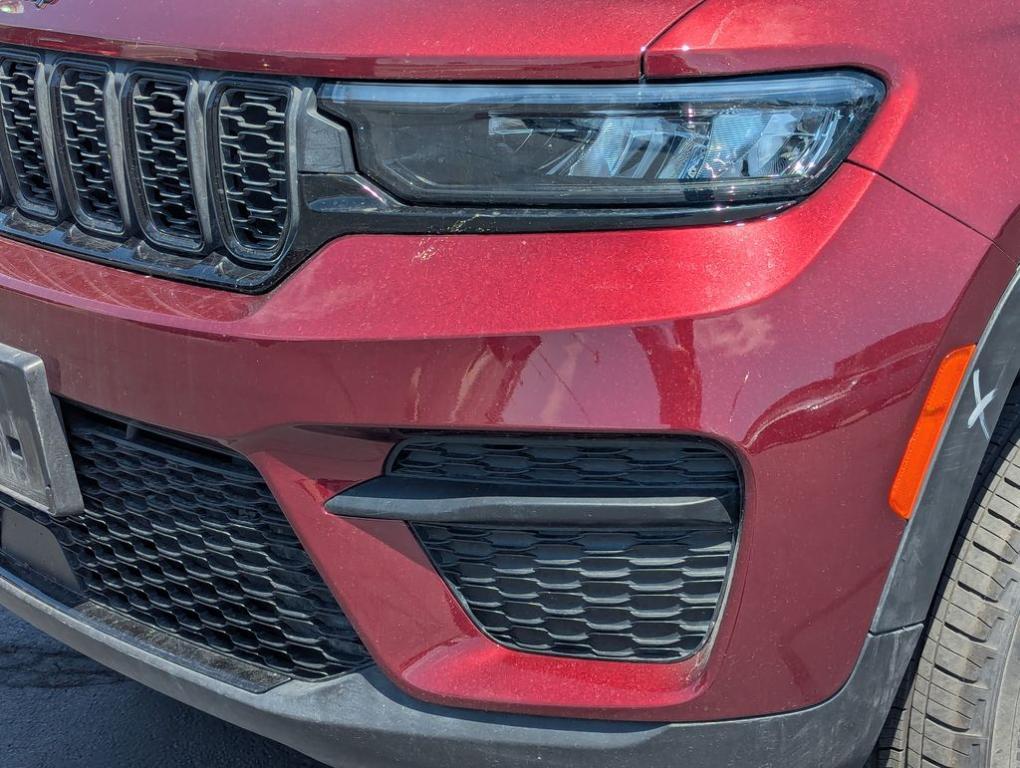 used 2025 Jeep Grand Cherokee car, priced at $38,166