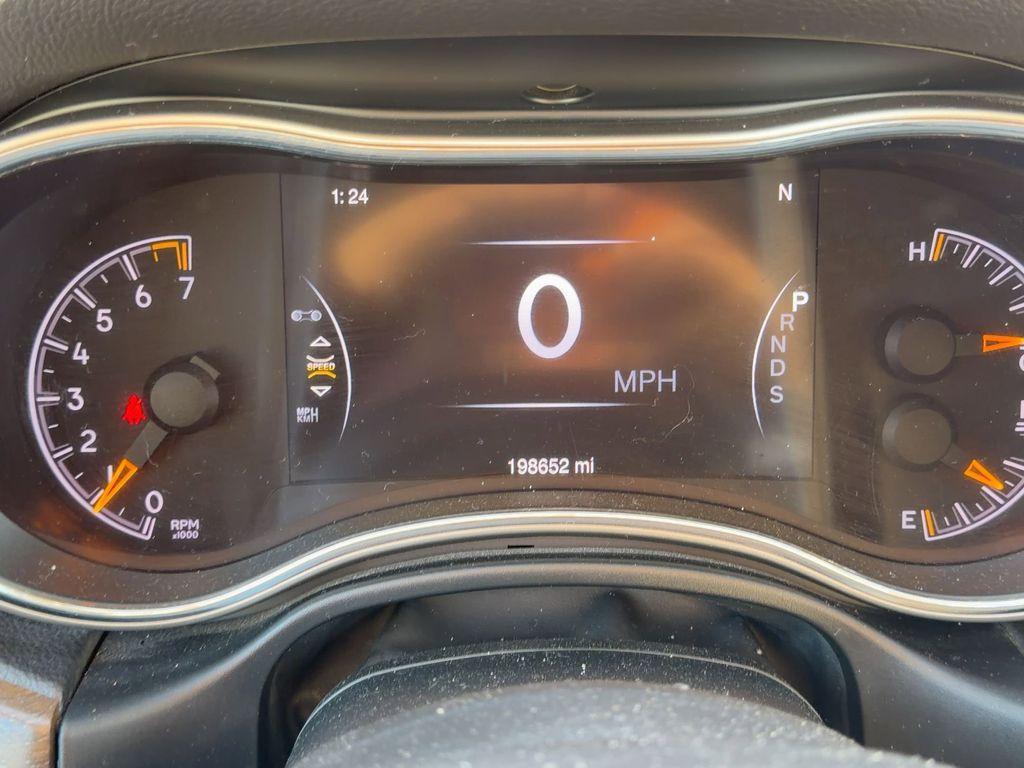 used 2014 Jeep Grand Cherokee car, priced at $5,693