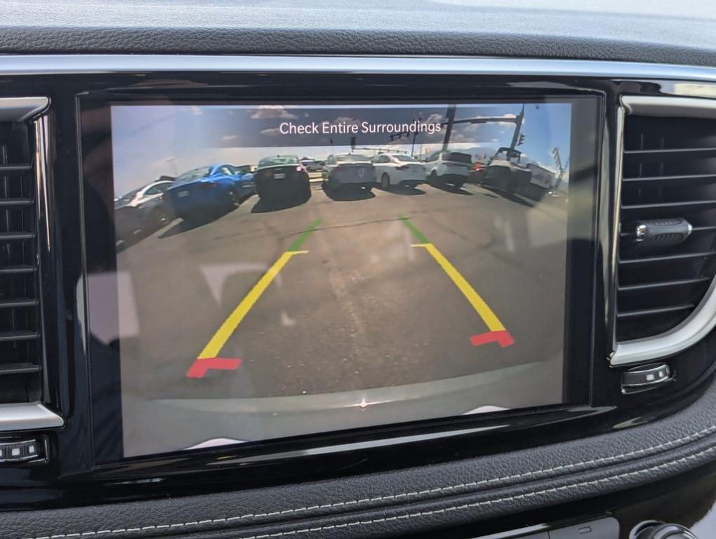 used 2023 Chrysler Pacifica Hybrid car, priced at $24,066