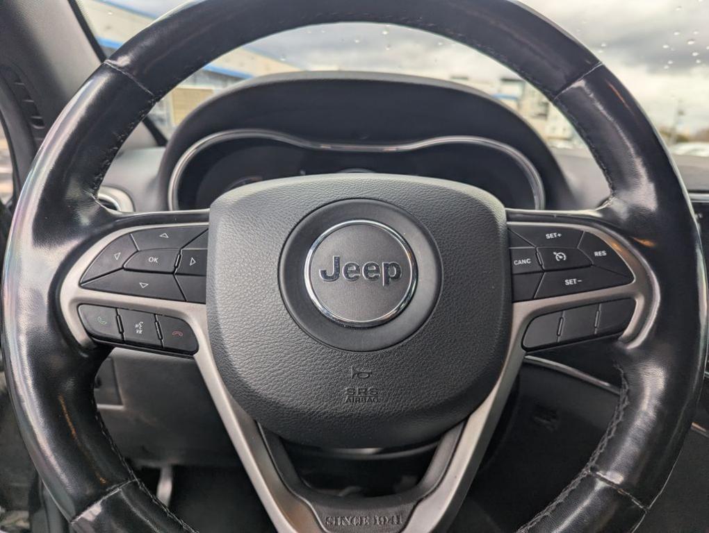used 2021 Jeep Grand Cherokee car, priced at $28,044