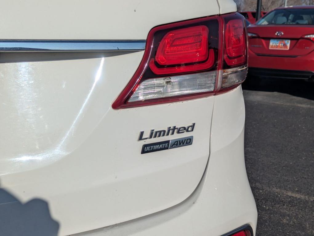 used 2018 Hyundai Santa Fe car, priced at $18,588