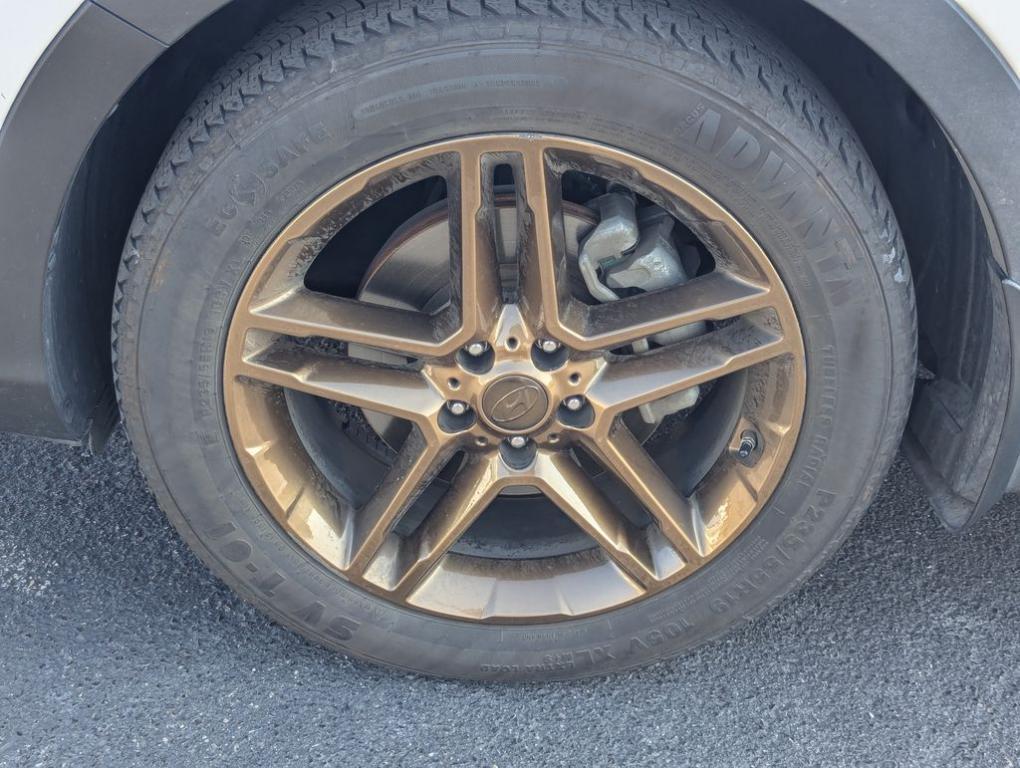 used 2018 Hyundai Santa Fe car, priced at $18,588