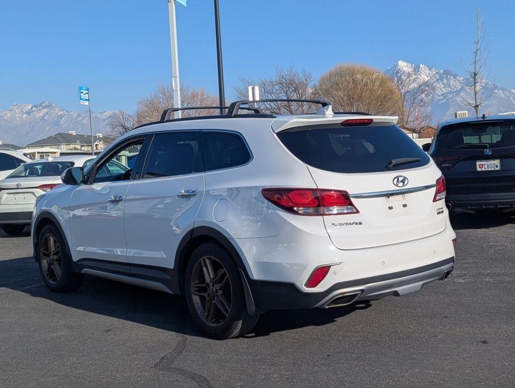 used 2018 Hyundai Santa Fe car, priced at $18,588