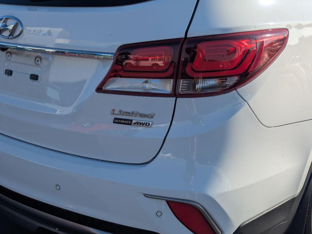 used 2018 Hyundai Santa Fe car, priced at $18,588