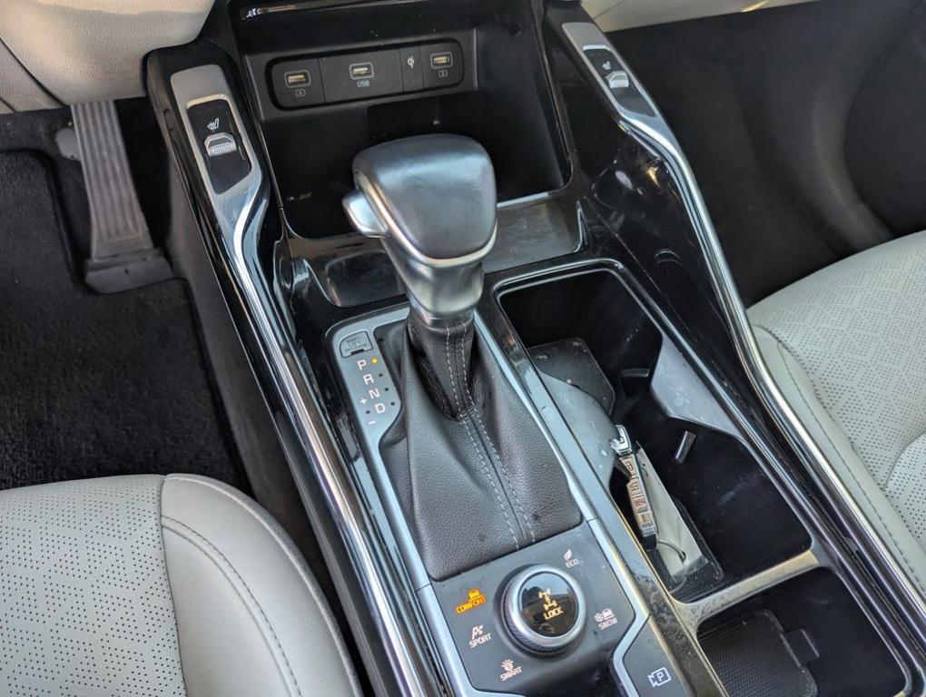 used 2021 Kia Sorento car, priced at $24,988