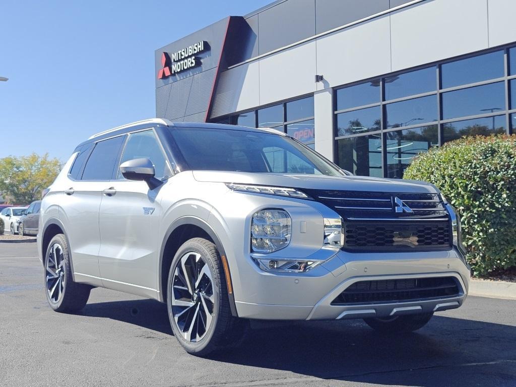new 2025 Mitsubishi Outlander PHEV car, priced at $44,075