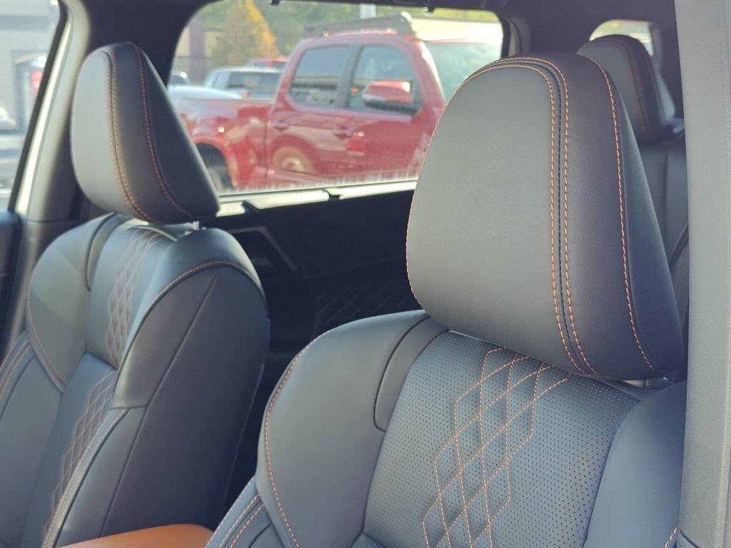 new 2025 Mitsubishi Outlander PHEV car, priced at $44,075