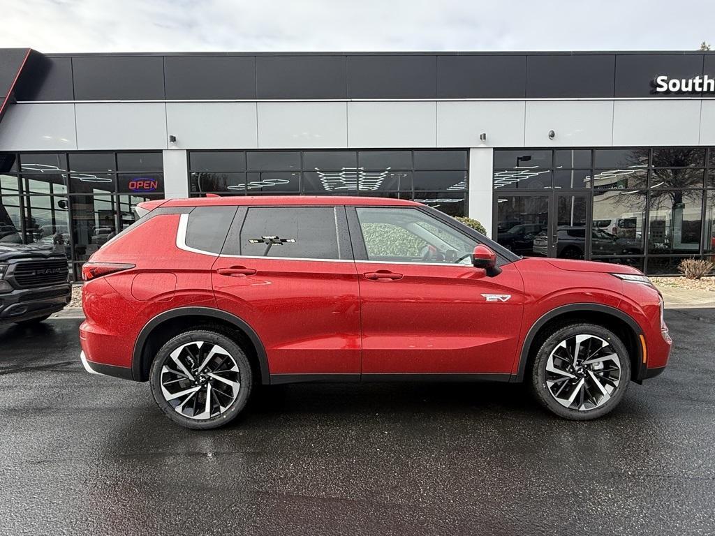 used 2025 Mitsubishi Outlander PHEV car, priced at $37,922