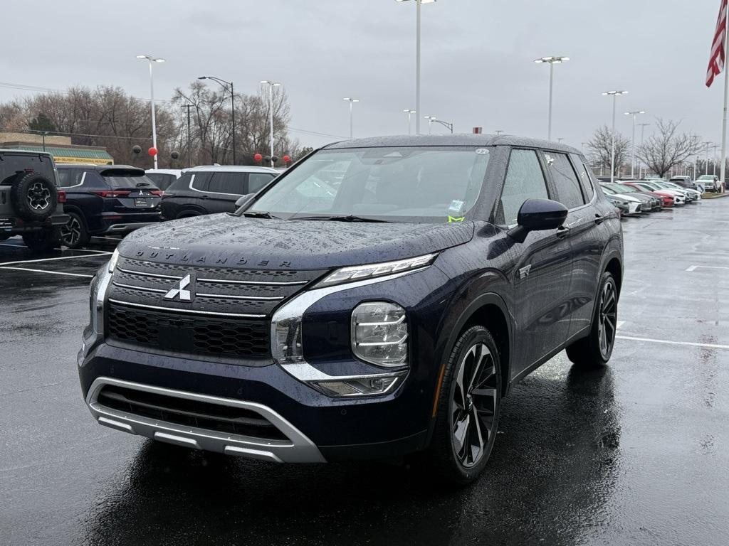 used 2025 Mitsubishi Outlander PHEV car, priced at $39,388