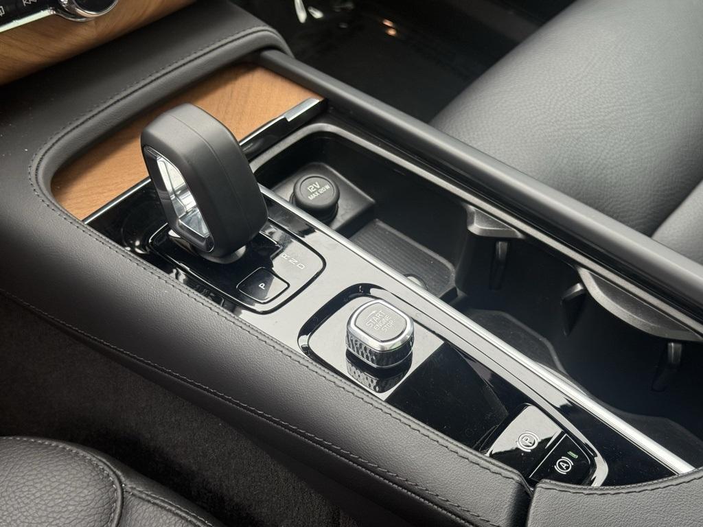 used 2025 Volvo XC90 car, priced at $47,488