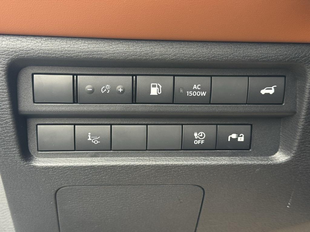 used 2025 Mitsubishi Outlander PHEV car, priced at $39,550