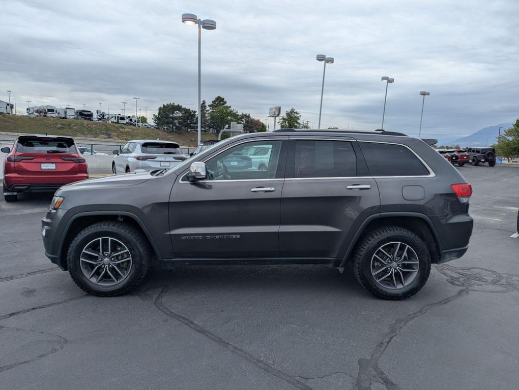 used 2018 Jeep Grand Cherokee car, priced at $13,327
