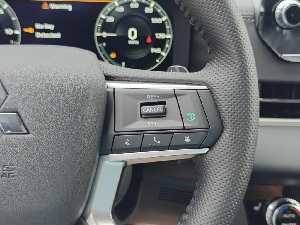 new 2025 Mitsubishi Outlander PHEV car, priced at $41,060