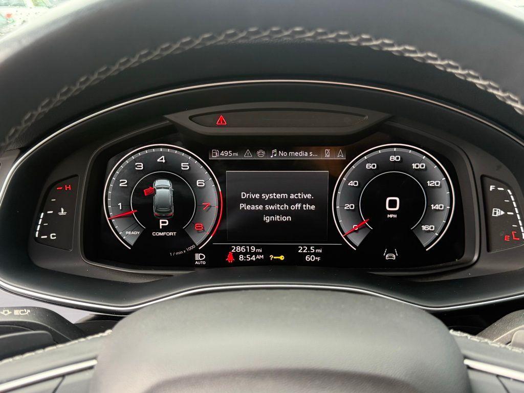 used 2025 Audi Q7 car, priced at $48,895