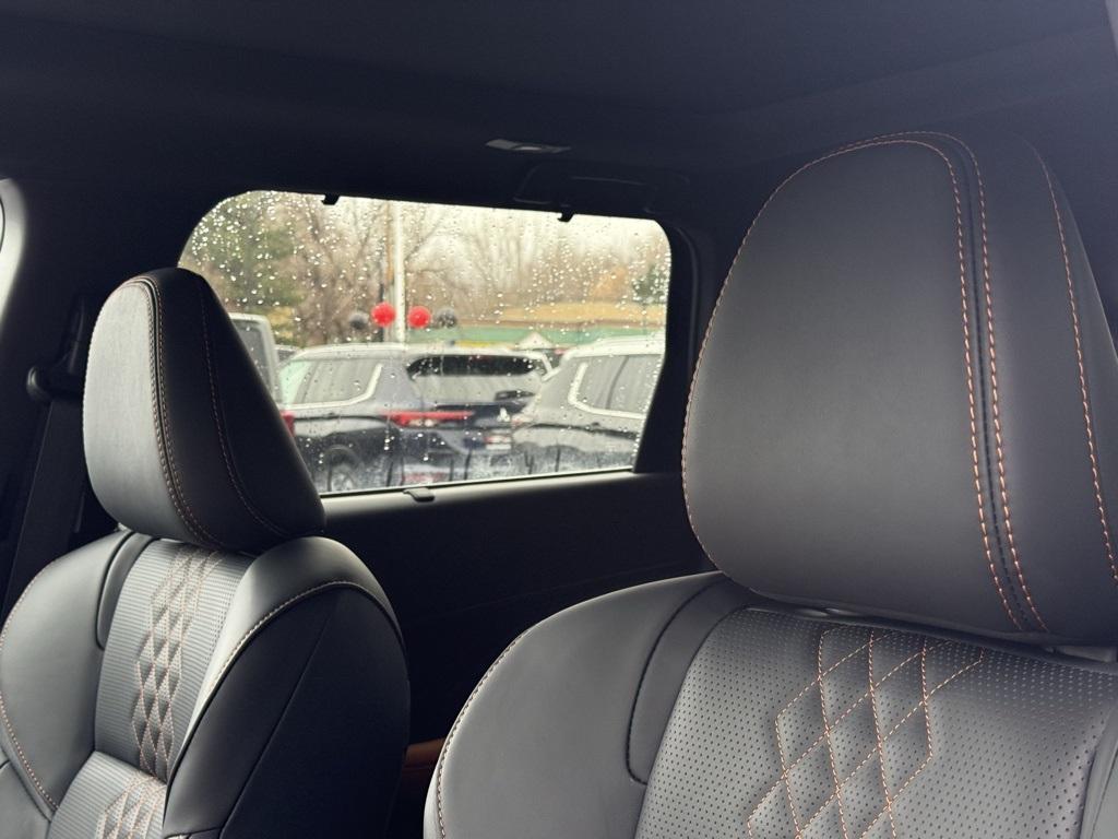 used 2025 Mitsubishi Outlander PHEV car, priced at $40,550