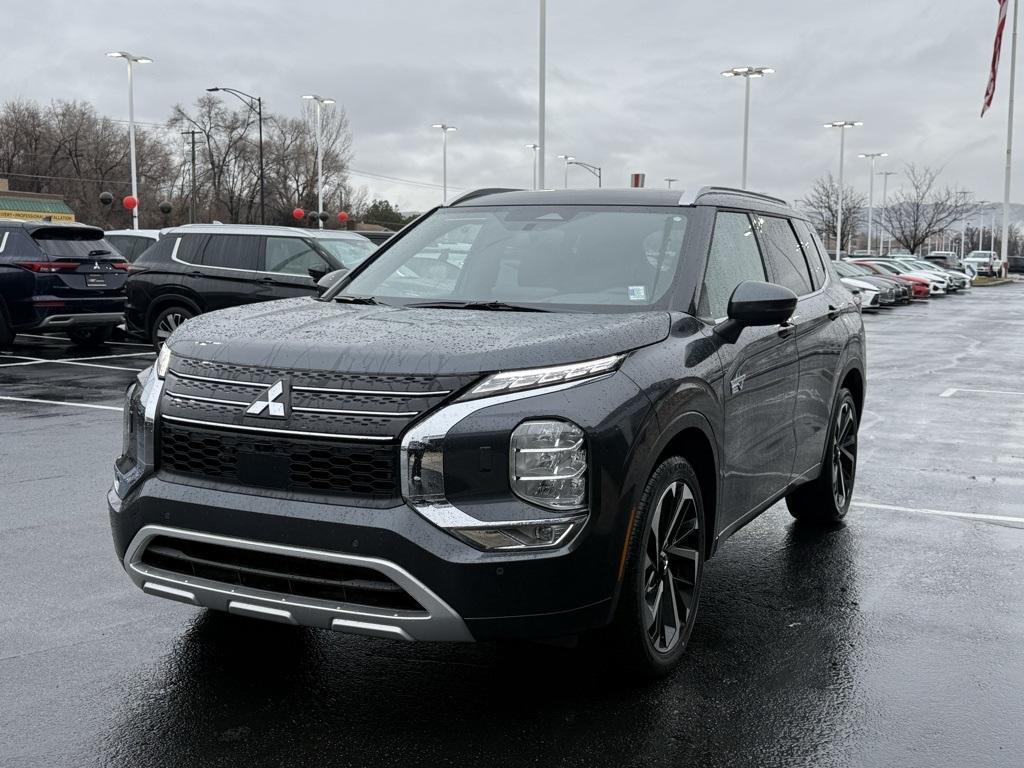 used 2025 Mitsubishi Outlander PHEV car, priced at $40,550