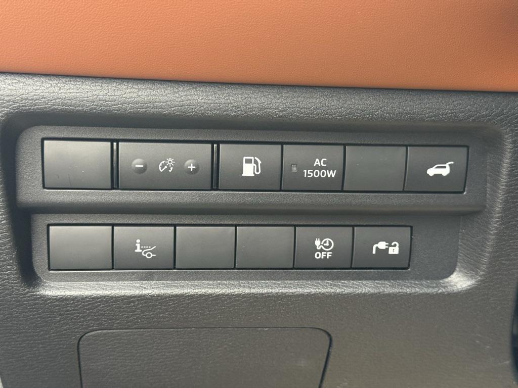 used 2025 Mitsubishi Outlander PHEV car, priced at $40,550