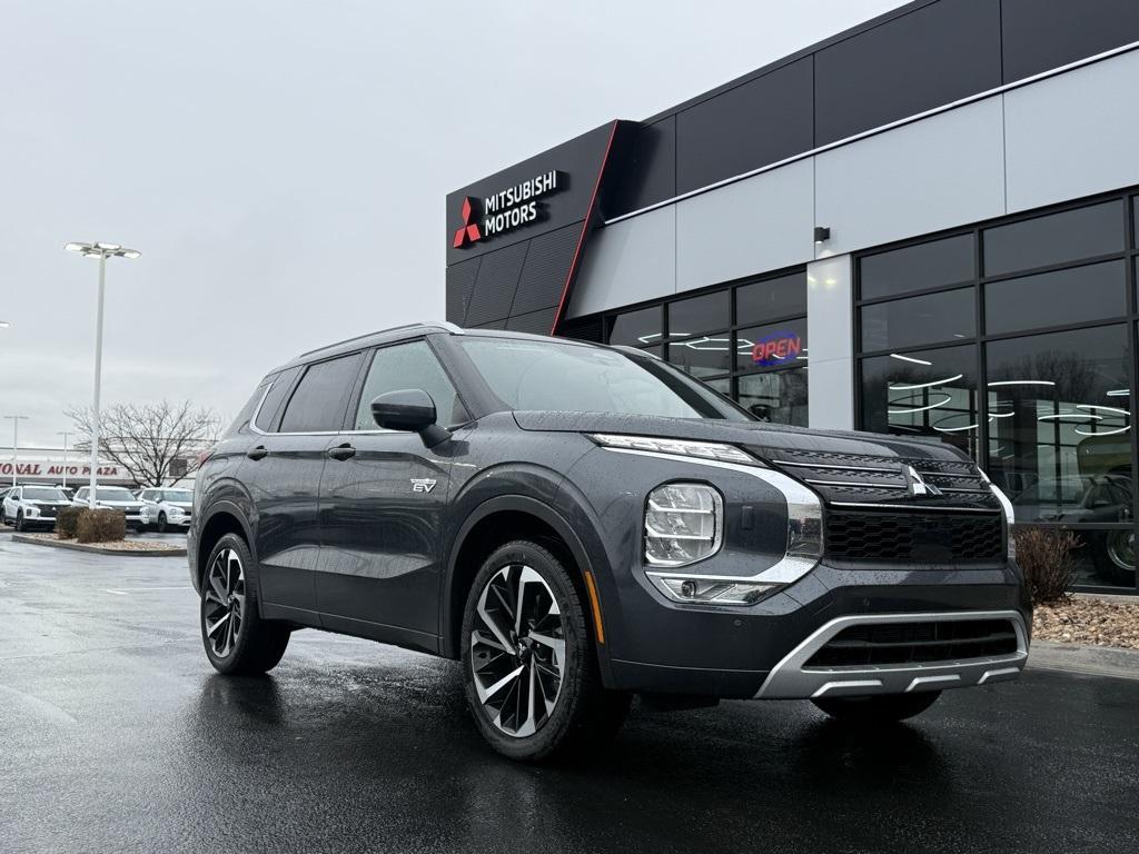 used 2025 Mitsubishi Outlander PHEV car, priced at $40,550