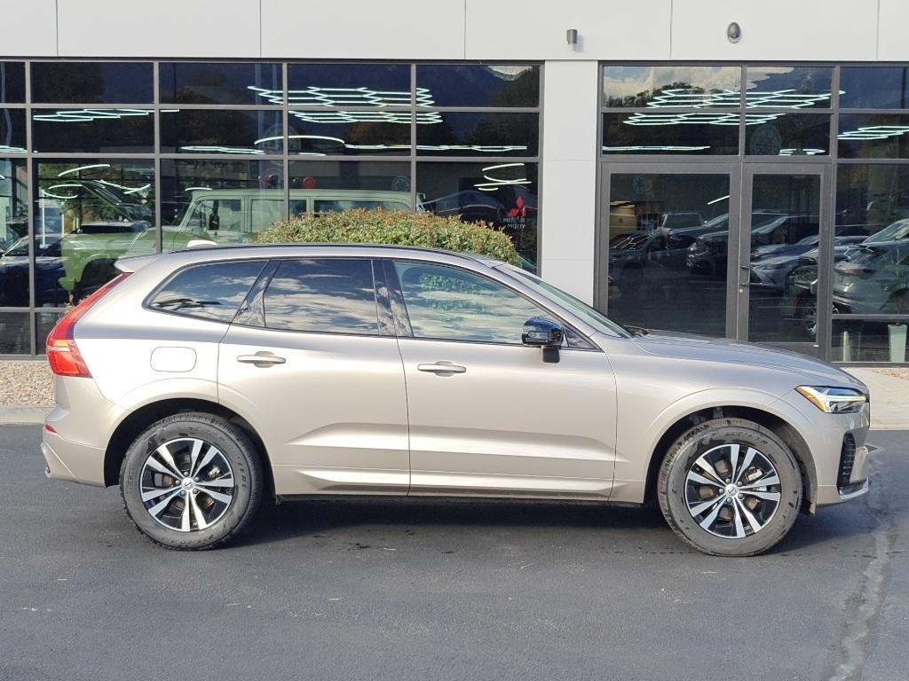 used 2025 Volvo XC60 car, priced at $33,622