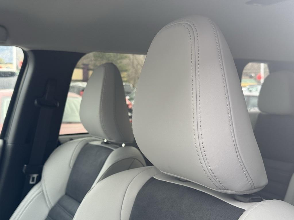 new 2026 Mitsubishi Outlander car, priced at $37,275