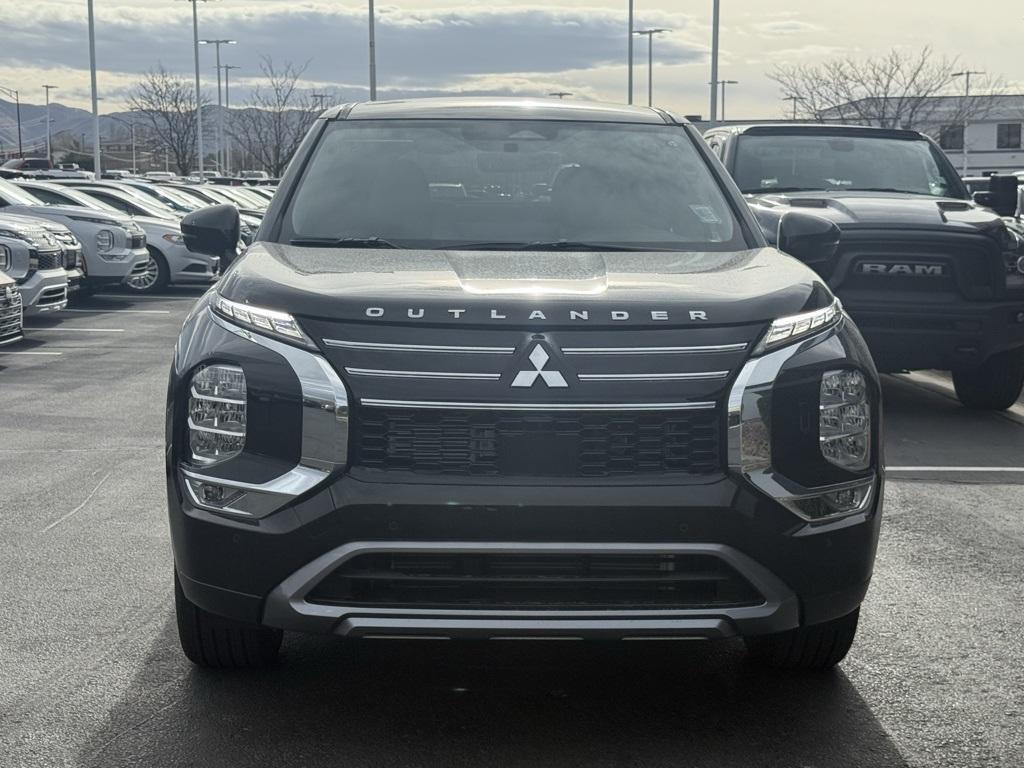 new 2026 Mitsubishi Outlander car, priced at $37,275