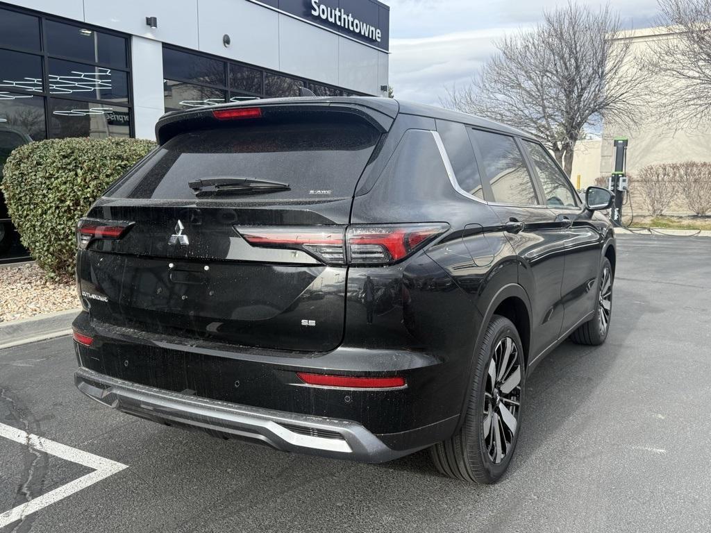 new 2026 Mitsubishi Outlander car, priced at $37,275