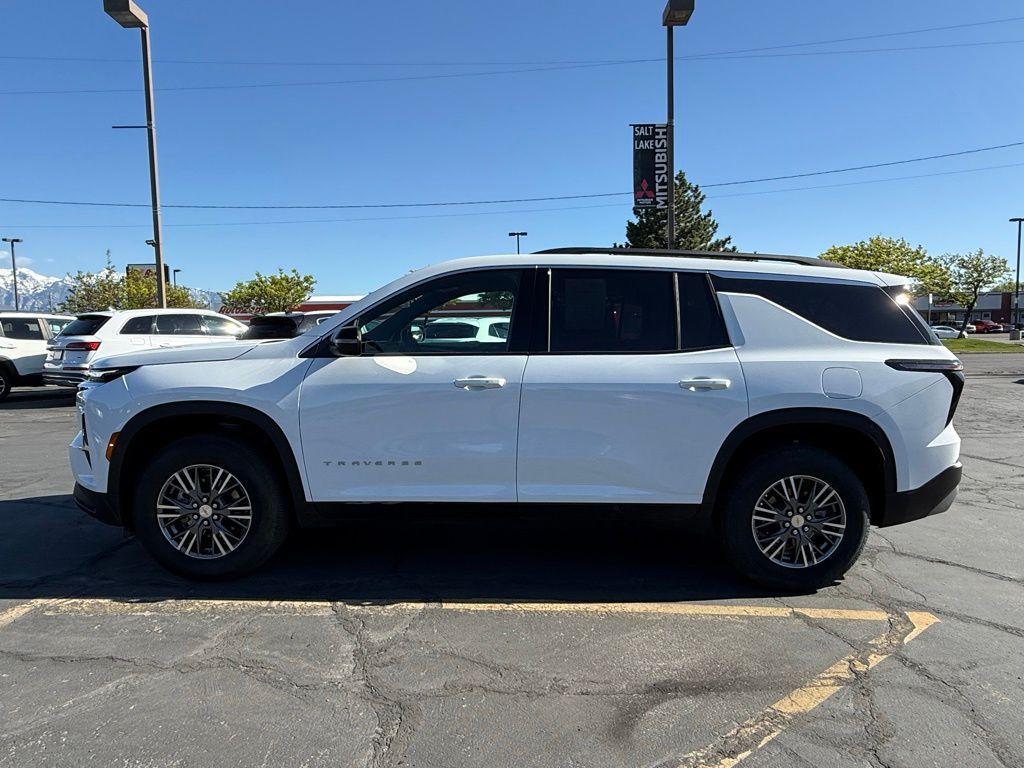 used 2026 Chevrolet Traverse car, priced at $39,933