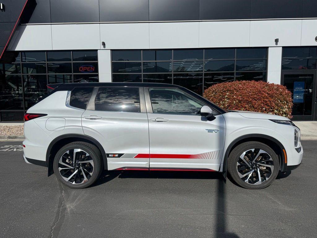used 2024 Mitsubishi Outlander PHEV car, priced at $28,888