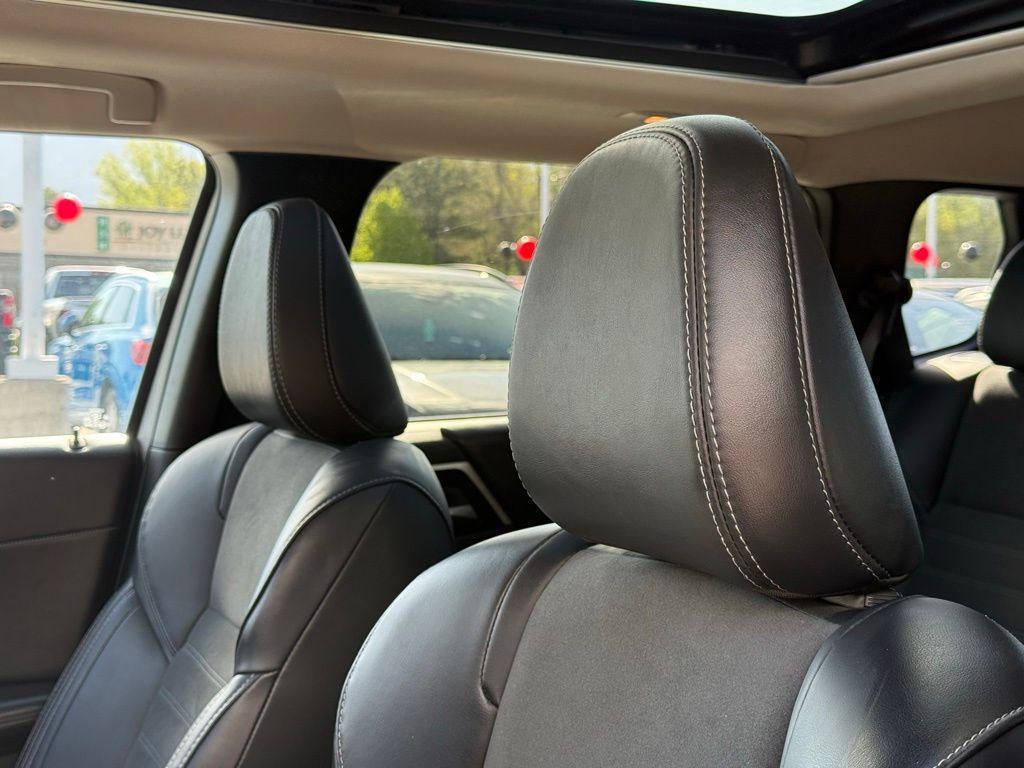 used 2024 Mitsubishi Outlander PHEV car, priced at $28,888