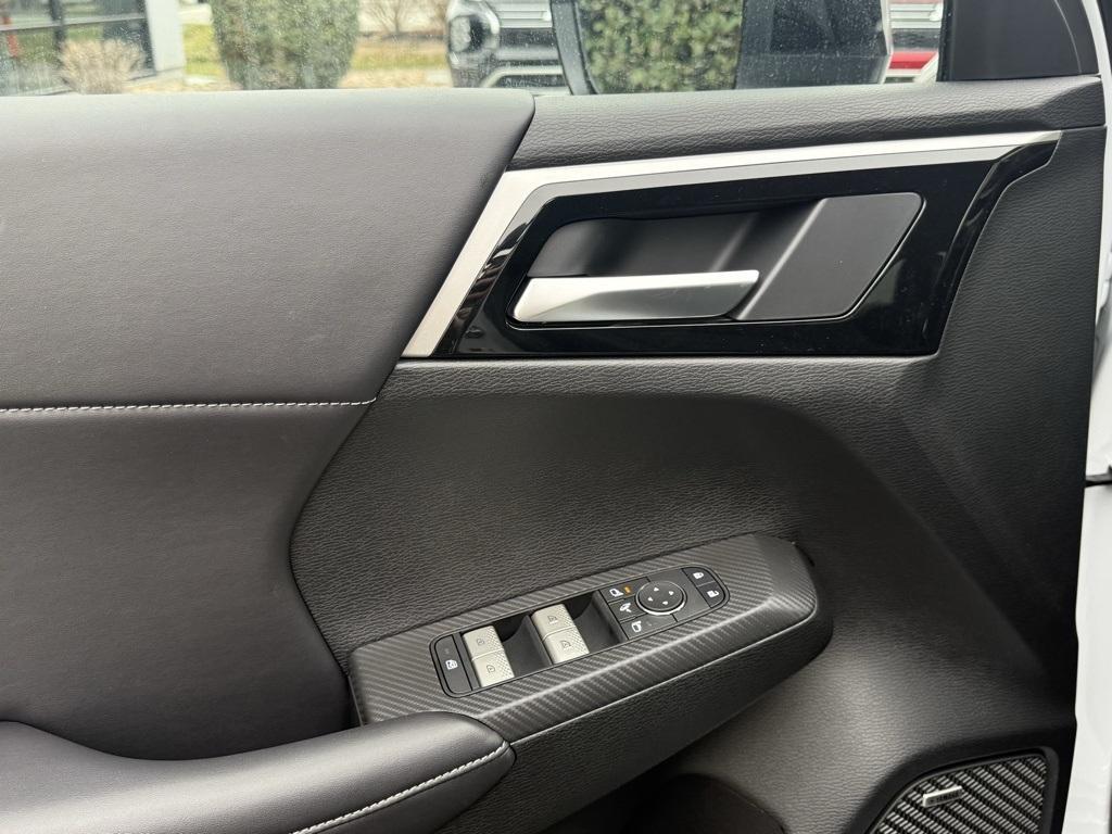 new 2026 Mitsubishi Outlander car, priced at $42,835